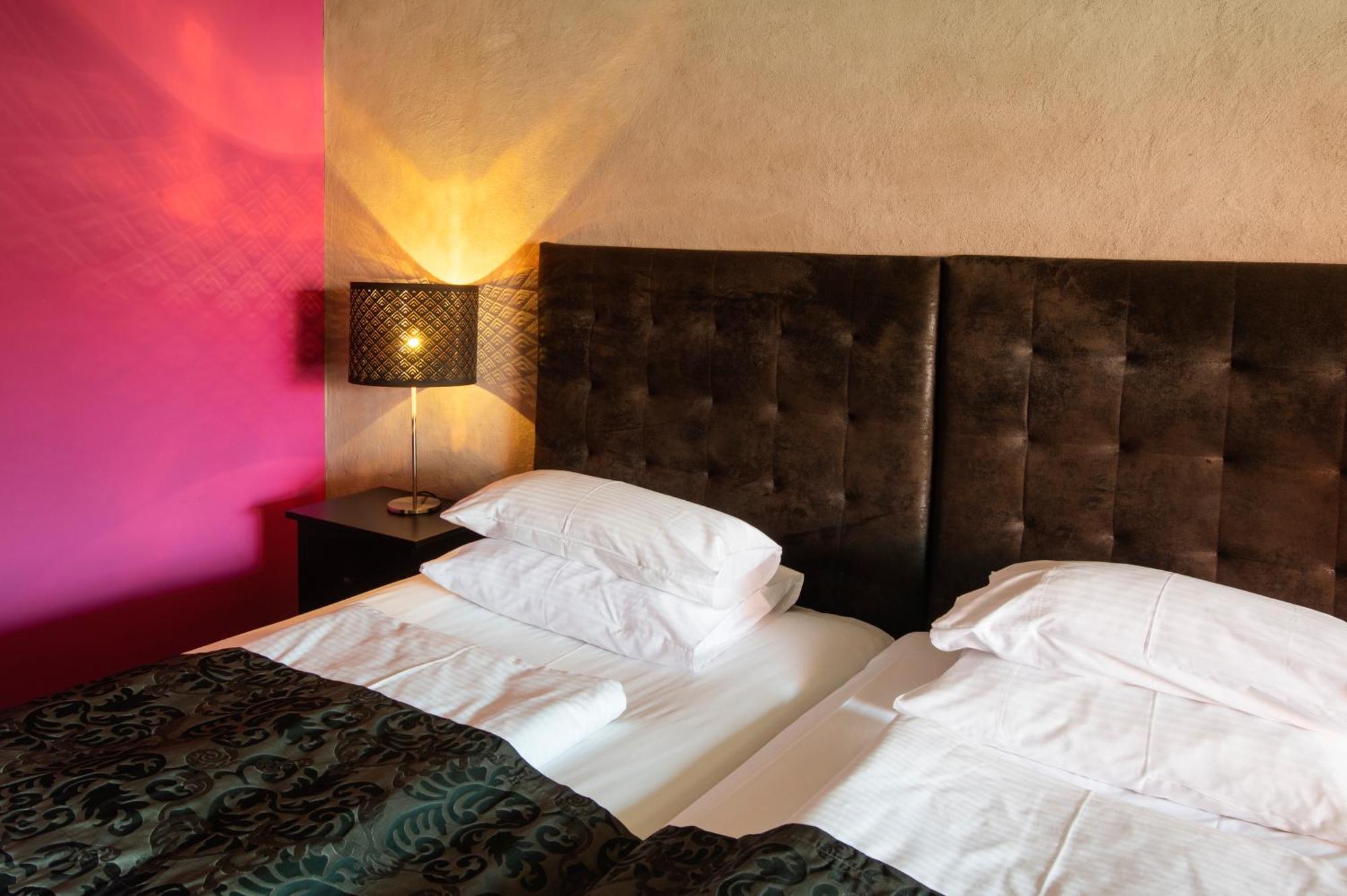 Werners Boutique Hotel เฟือร์ท ภายนอก รูปภาพ