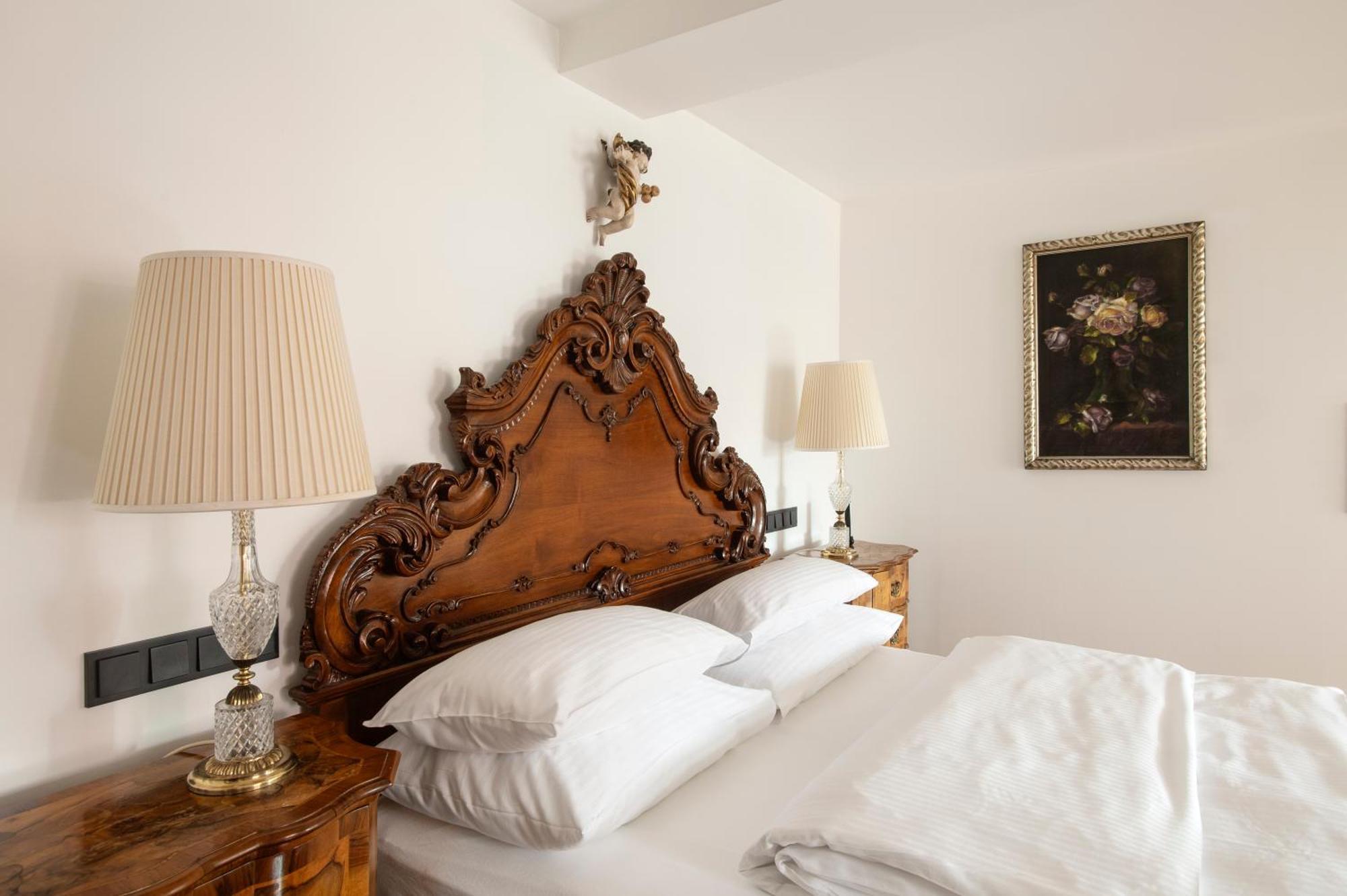 Werners Boutique Hotel เฟือร์ท ภายนอก รูปภาพ